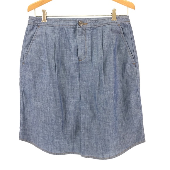Banana Republic Dresses & Skirts - Banana Republic Relaxed Chambray Pencil Skirt